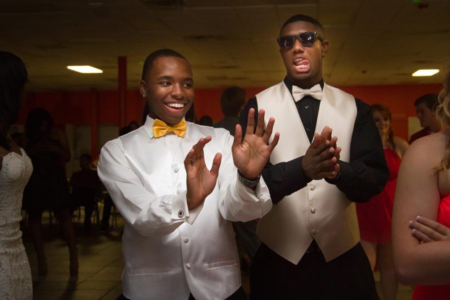 HoCo loco 