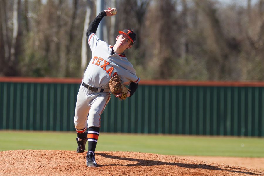 Hallsville dominates all innings