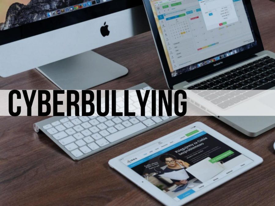 Greg+Abbott+signs+new+bill+that+would+classify+cyberbullying+as+a+misdemeanor