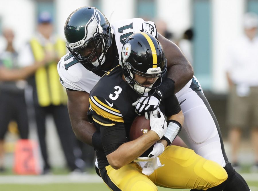 Philadelphia+Eagles+defensive+lineman+Fletcher+Cox+sacks+Pittsburgh+Steelers%E2%80%99+backup+quarterback+Landry+Jones+during+a+preseason+game.