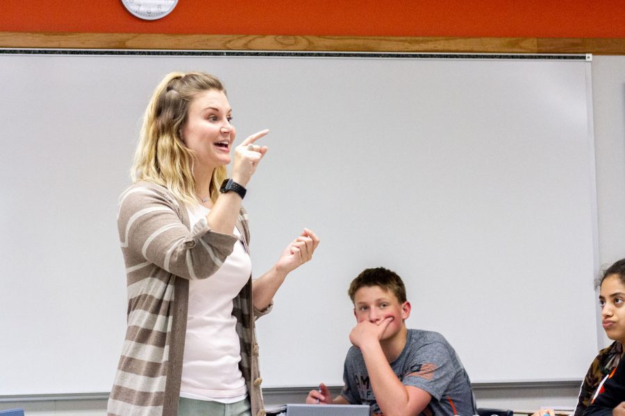 Whitney Farmer teaches her freshman class geographical concepts. This is Farmers first year.