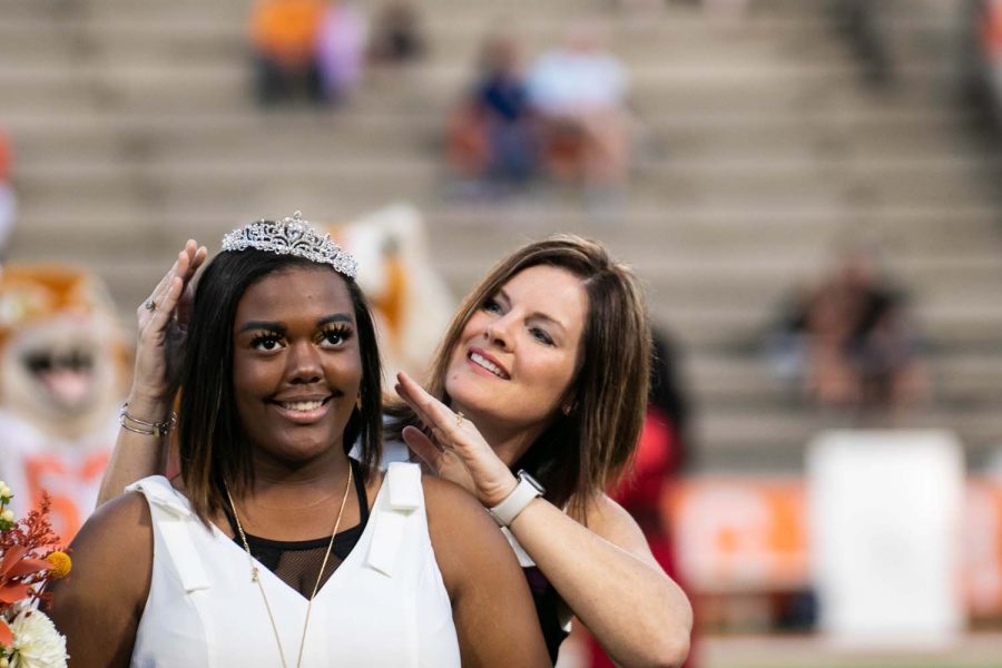 Principal Carla Dupree crowns drum major Skylar Black as the 2019 homecoming queen. Announcement and crowning occurred during pregame activities. 