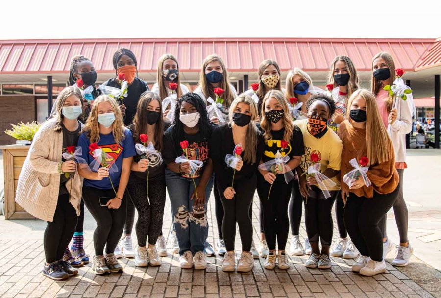 The homecoming court nominees stand together with their roses in hand. The top row left to right: Fezeka Barnes, Ashlyn Stiger, Reagan Potts, Malley Wallace, Madison Givens, Tatum Haugh, Mary Claire Wright and Cayli Clack. The bottom row left to right: Cate Rounds, Jane Rounds, Lily Sewell, Korie Hamilton, Evelyn Patterson, Endsley Norman, Cashlin Gooden and Adrienne Armstrong. 