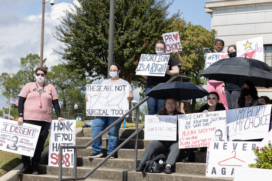 A group of protesters with ProChoice with Heart gather outside the Texarkana courthouse on Saturday, Oct. 2.