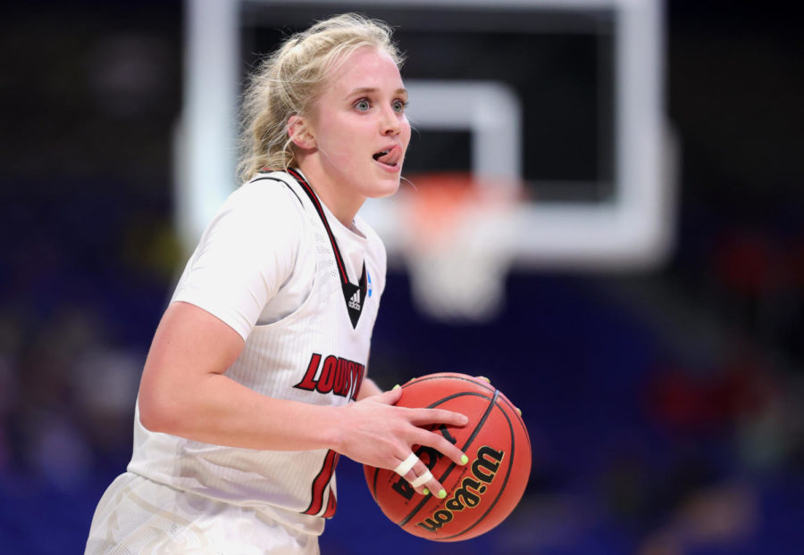 Hailey Van Lith #10 of the Louisville Cardinals looks to pass during the second half against the Oregon Ducks in the Sweet Sixteen round of the NCAA Womens Basketball Tournament at the Alamodome on March 28, 2021, in San Antonio, Texas. (Carmen Mandato/Getty Images/TNS)